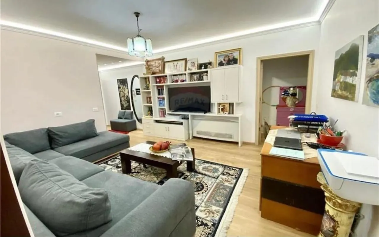 Airbnb Tirana Apartment